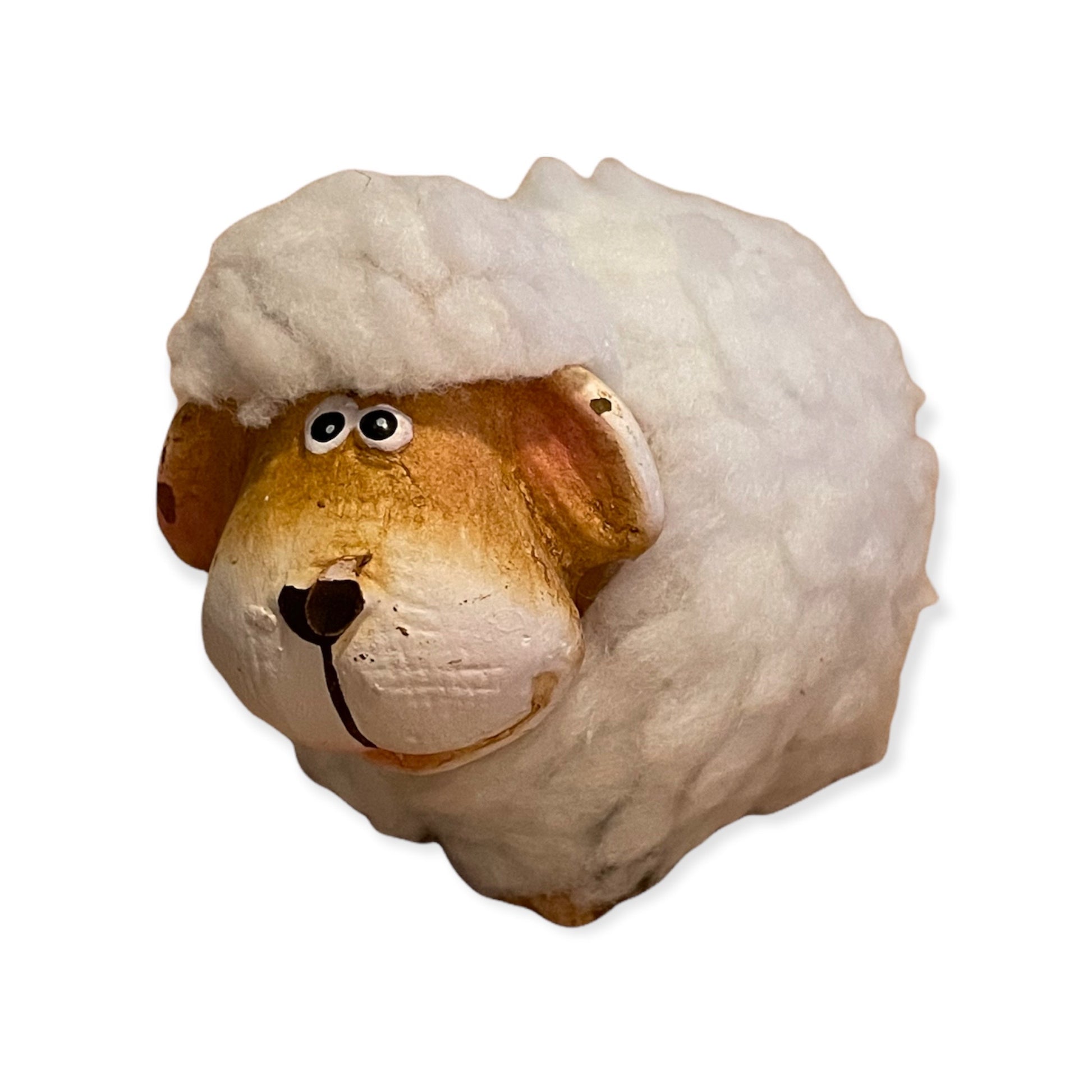 Grappig schaap beeldje van hout en wol van Tarne