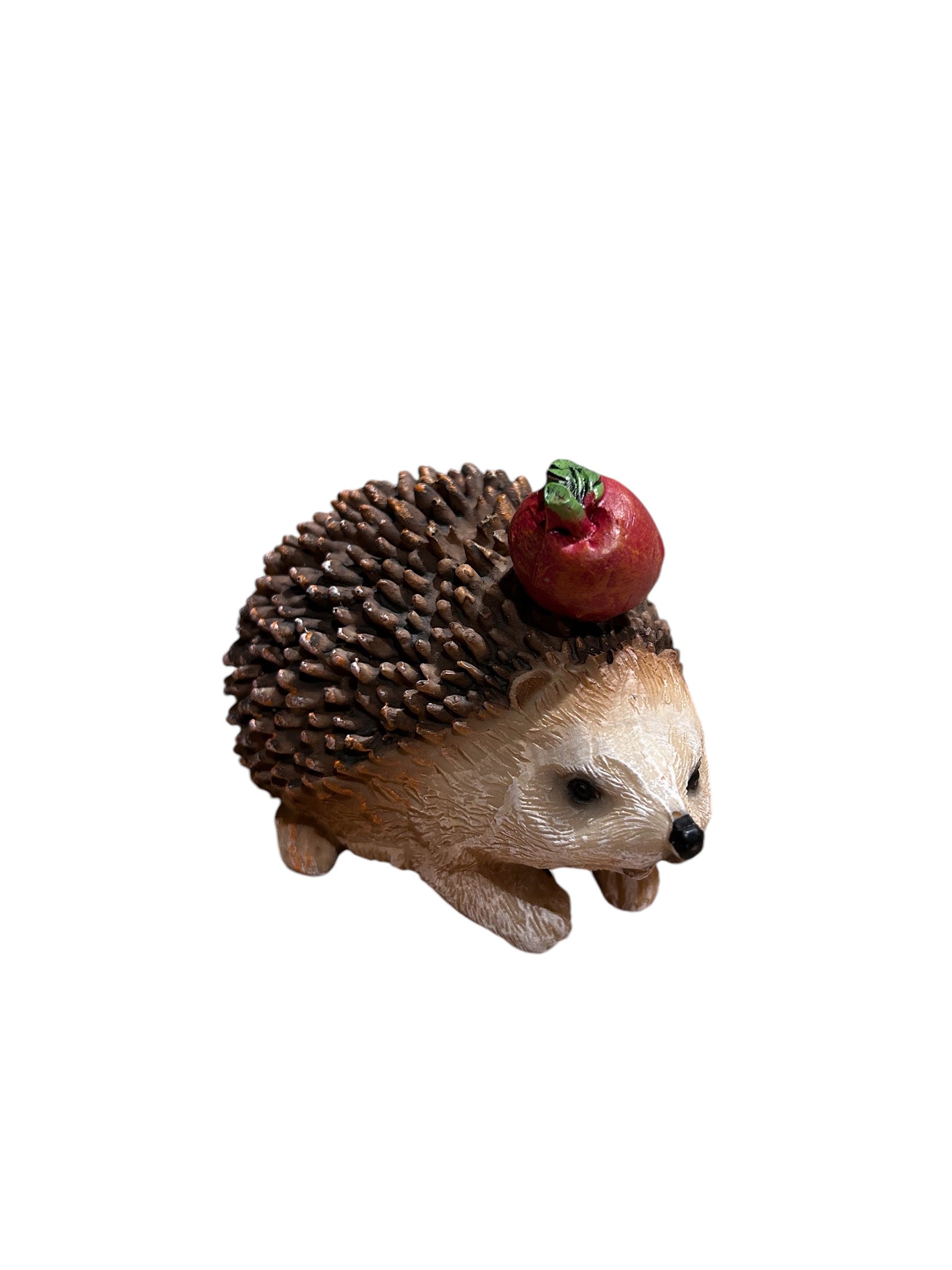 Liggend egel beeldje met appel – herfstdecoratie polystone 11 cm