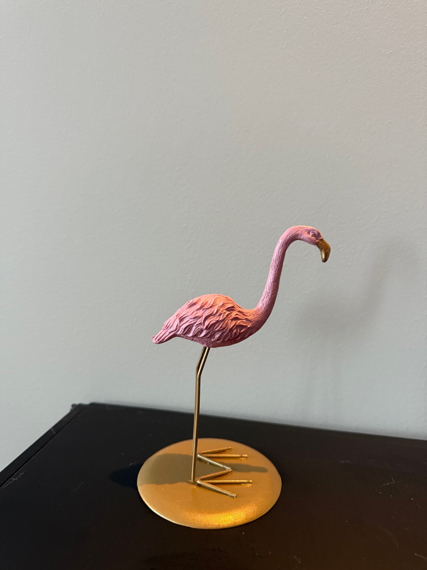 Flamingo Statue – Pink or Light Pink – 17 or 26 cm