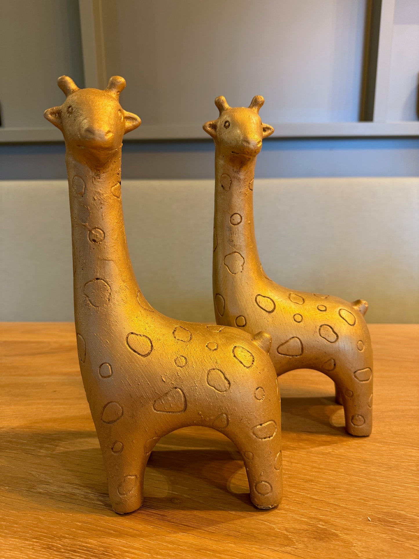 Gouden Giraffe Beeld – 30 cm