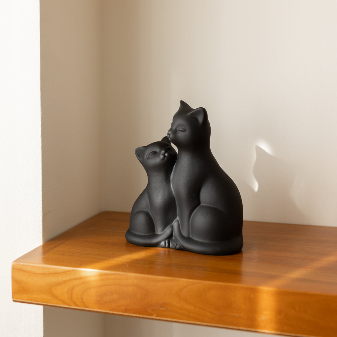 Beeld van Twee Katten – Keramiek | 3 Kleuren