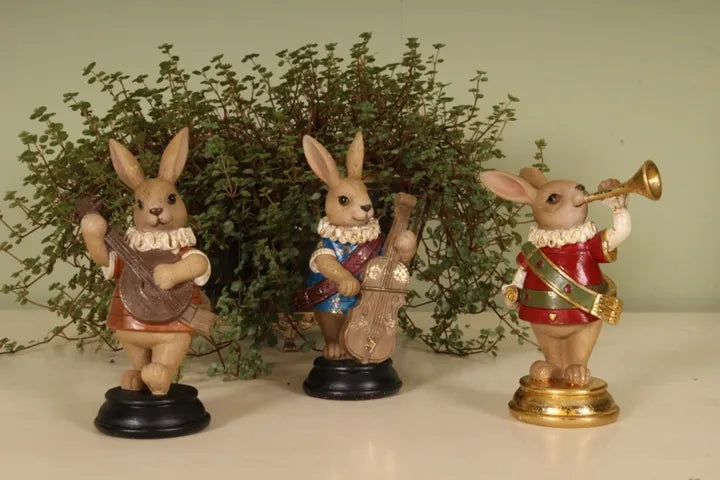 Muzikale Paashaas β Mandoline of Cello β 16 cm β Dutch Style