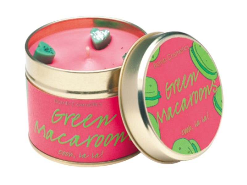 Vegan Green Macaroons geurkaars in blikje van Bomb Cosmetics – handgemaakt, geur van amandel, kaneel, vanille en pistache