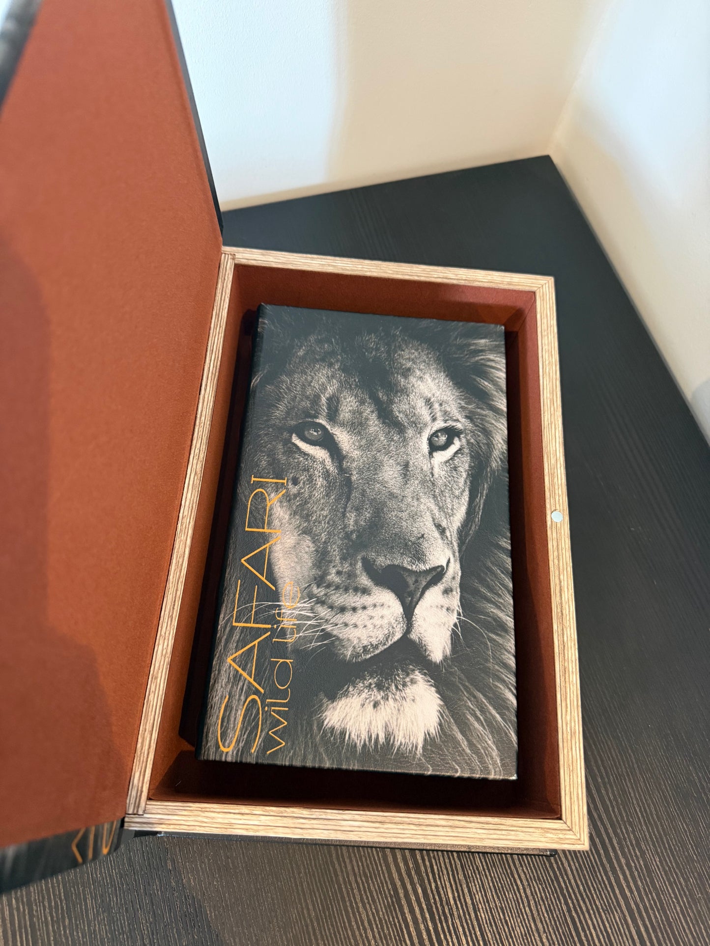 Decorative Book Storage Box Lion – Safari – Set of 2 – Black