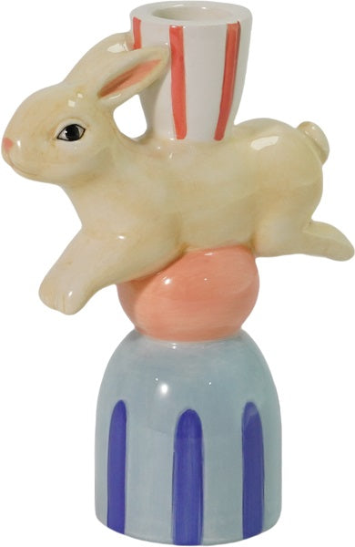 Keramieken kandelaar met circus konijn in multikleuren, speels decoratief ontwerp van HomeBound