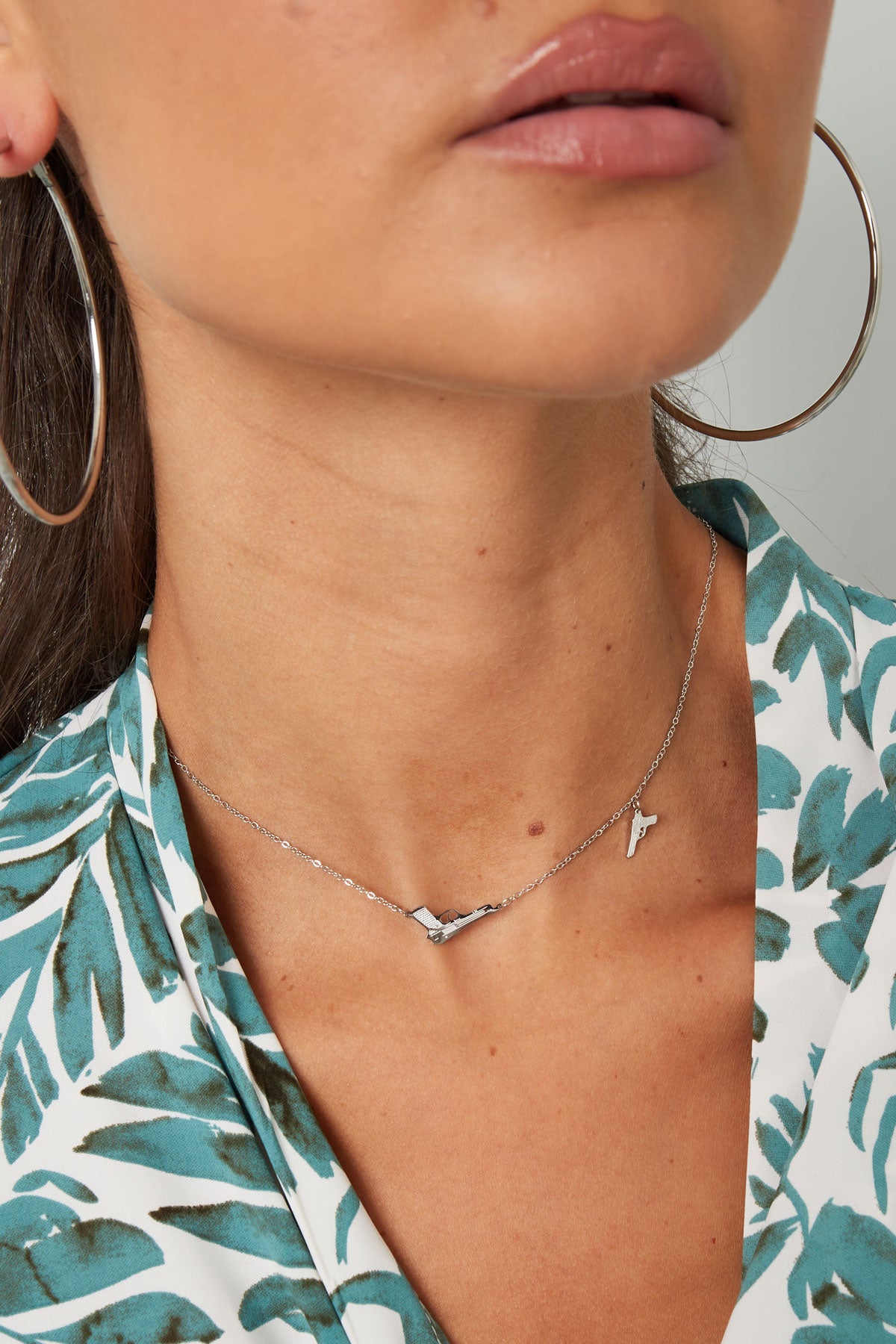 Zilveren Pistool Ketting – Stainless Steel