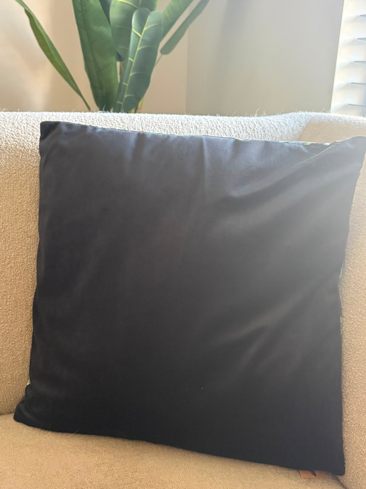 Tiseco Ambiance Decorative Cushion Jungle Flamingo 45 x 45 cm