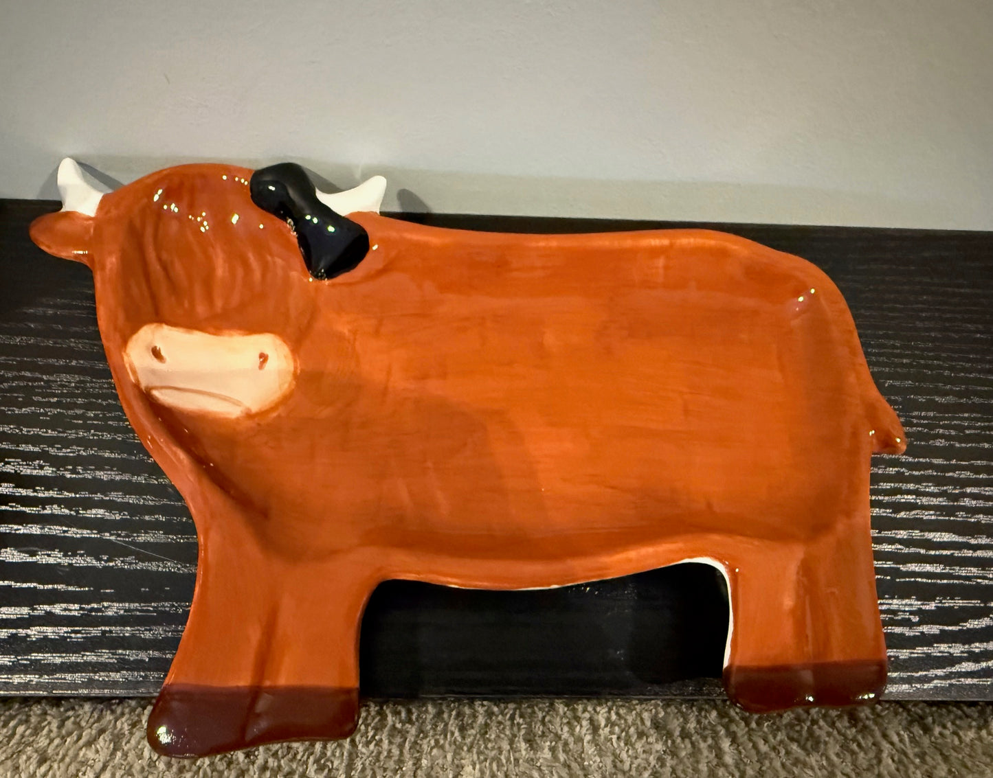 Schotse Hooglander Serveerschaal – Keramiek – 25x17 cm