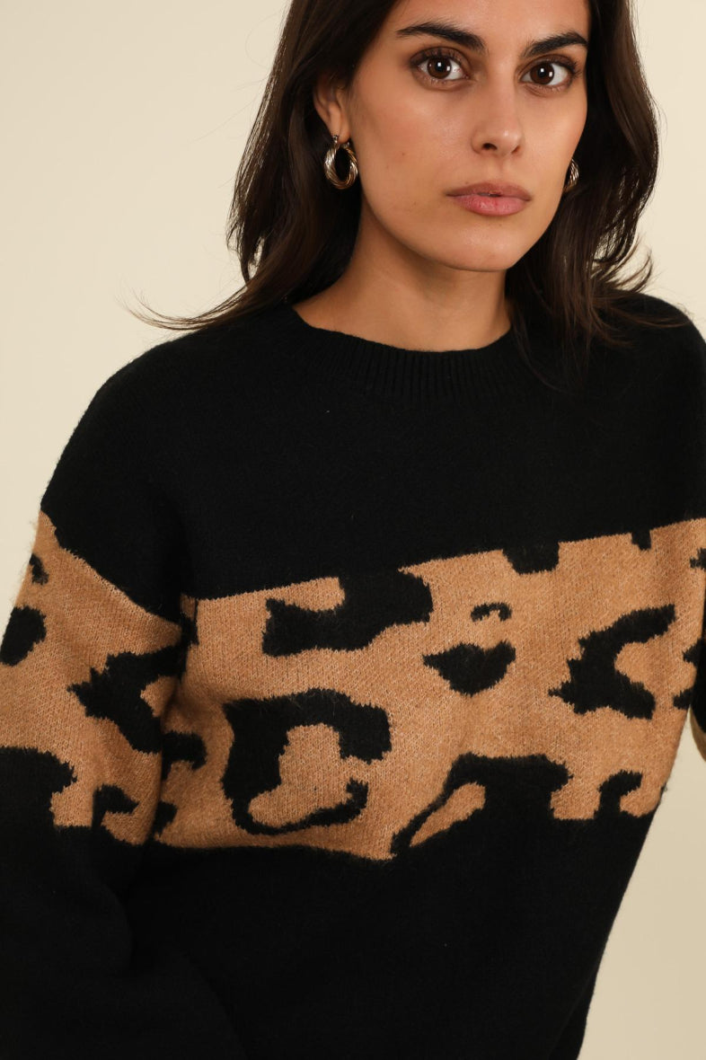 Zwarte Panterprint Trui – Warm & Stijlvol