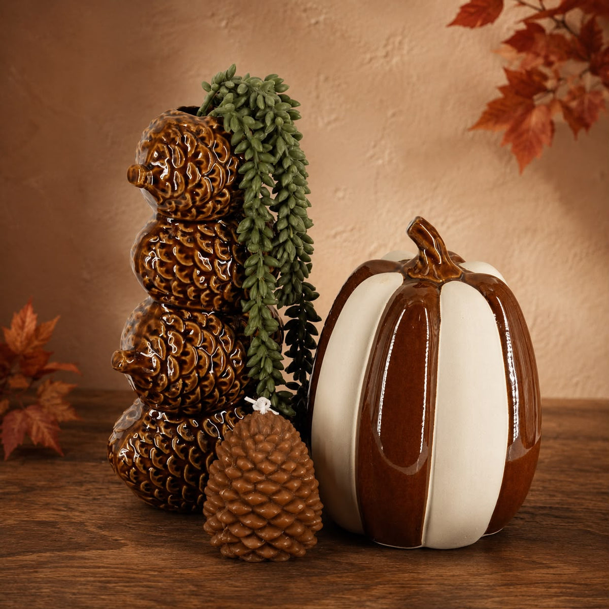herfstdecoratie-pompoenen-dennenappels-eikels-Krokomingo