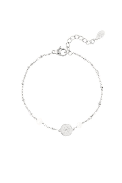 Zilveren armband met zonbedel en pareltjes – stainless steel damesarmband – Krokomingo