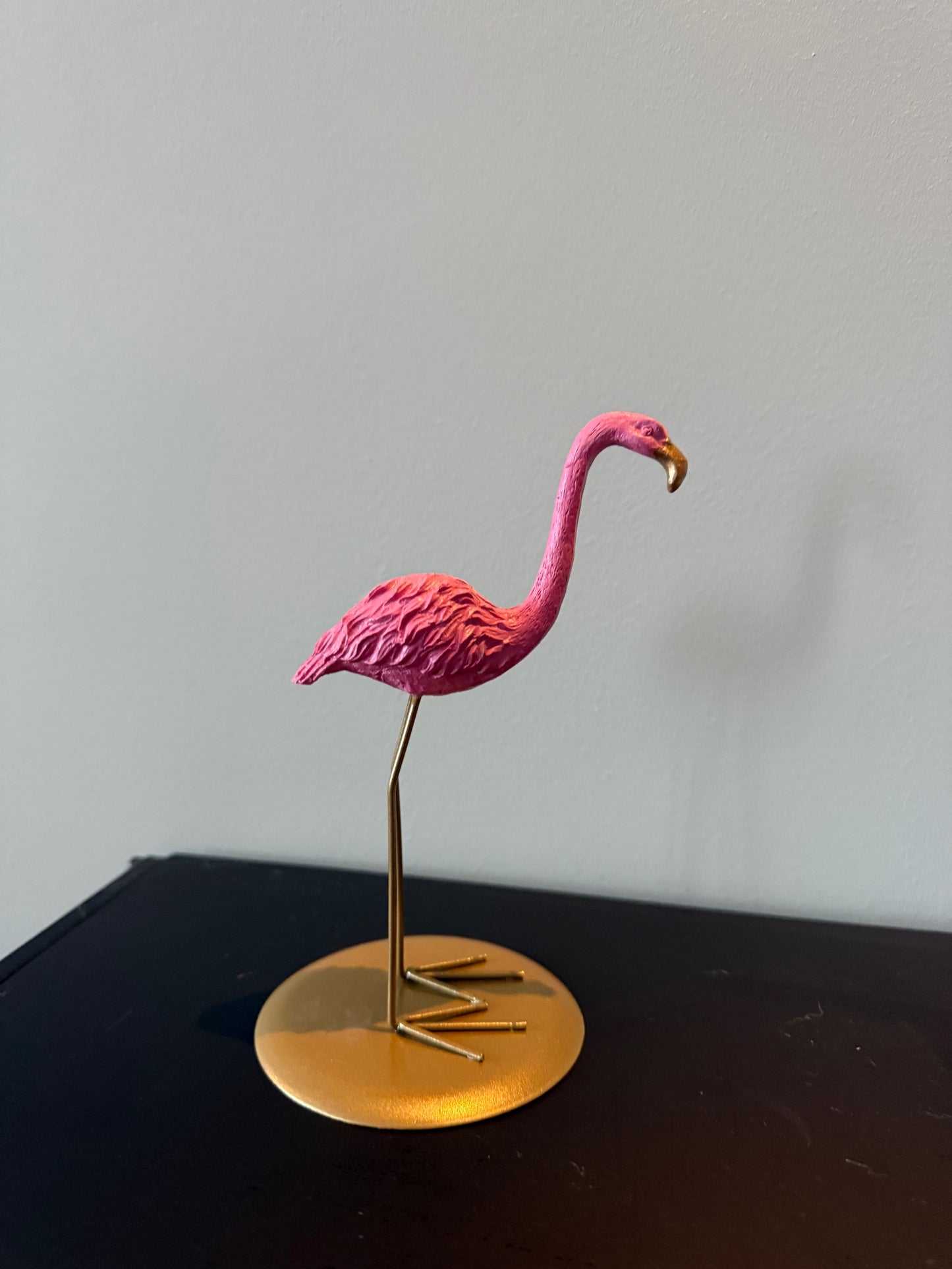Flamingo Statue – Pink or Light Pink – 17 or 26 cm