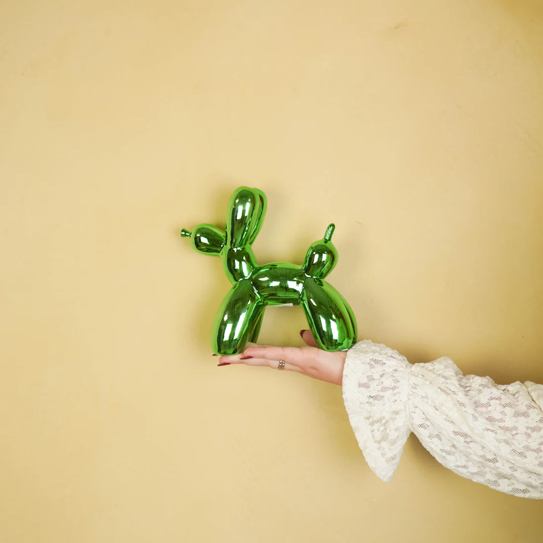Grüner Ballonhund, metallisch – Tierfigur – 20 cm