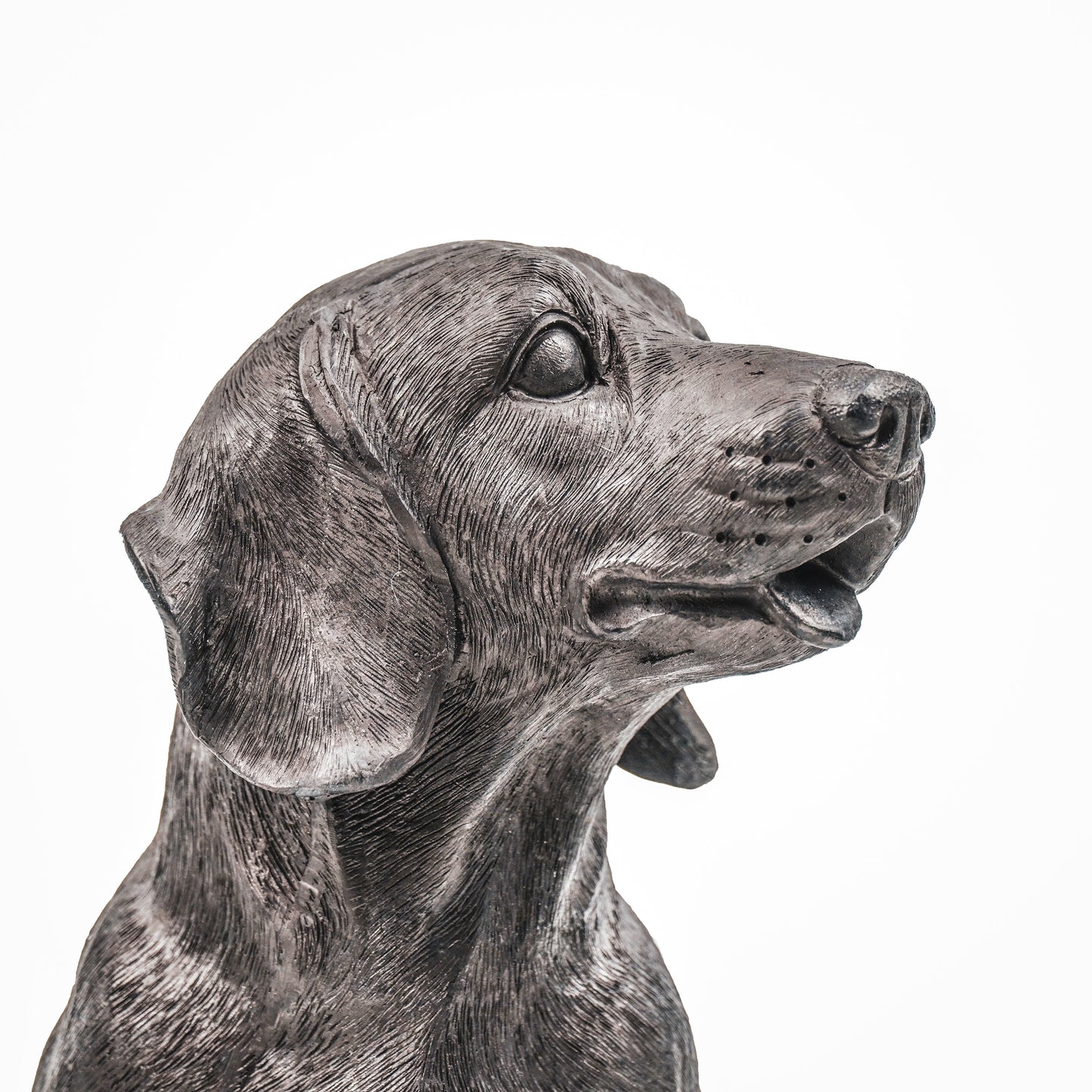 Schwarze Dackelstatue – 31 × 14 × 23 cm – Mattschwarzes Design