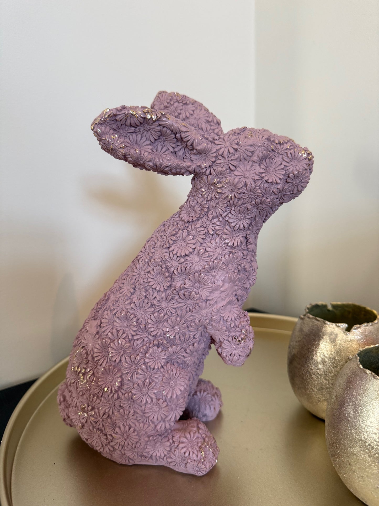Rabbit Statue Decoration Old Pink with Floral Relief and Gold Glitter – 26 cm