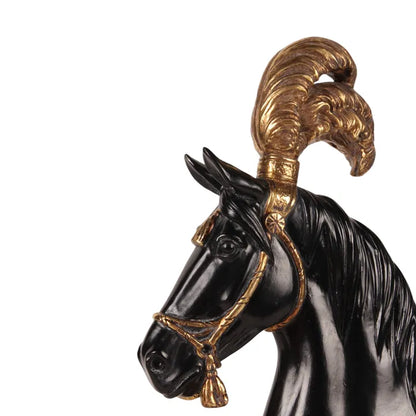 Paardenbeeld met Gouden Hoofdtooi – Dutch Style – 36,5 cm