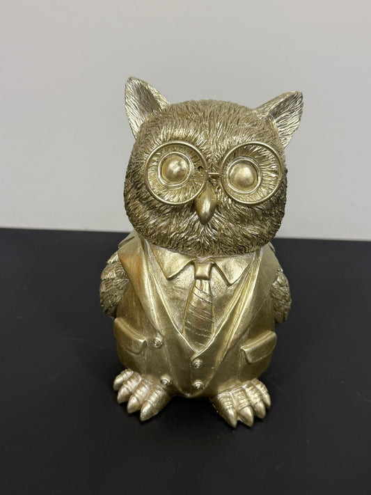 Champagnegouden uil beeld met bril in pak en stropdas 18 cm