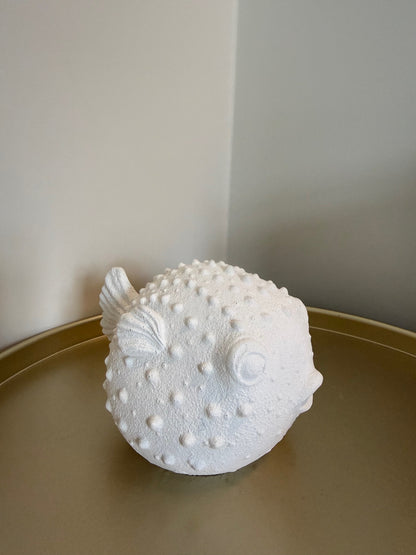 Puffer Fish Statue White – Stone – 14 cm
