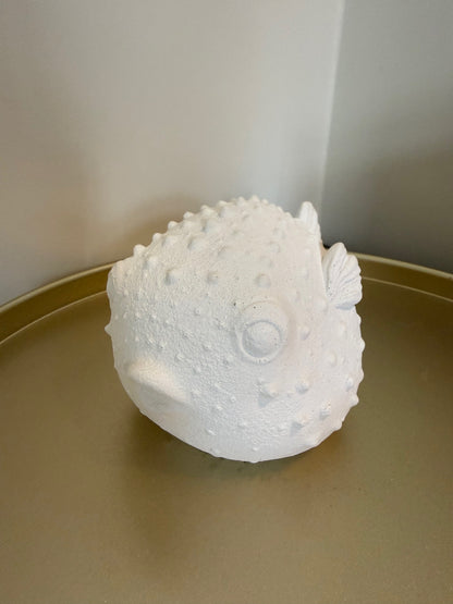 Puffer Fish Statue White – Stone – 14 cm