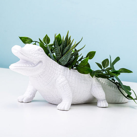 Witte porseleinen bloempot in de vorm van een krokodil – 34x12x10,5 cm – exclusief plantje