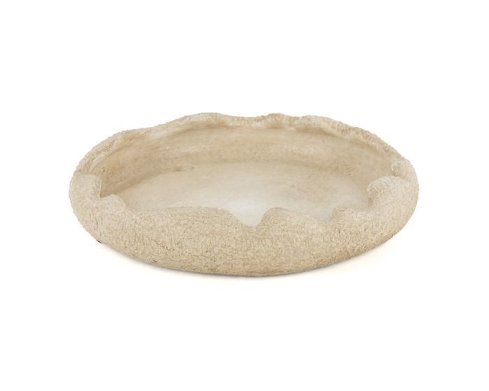 Beige decoratieve schaal van aardewerk met organische ruwe rand 23 cm