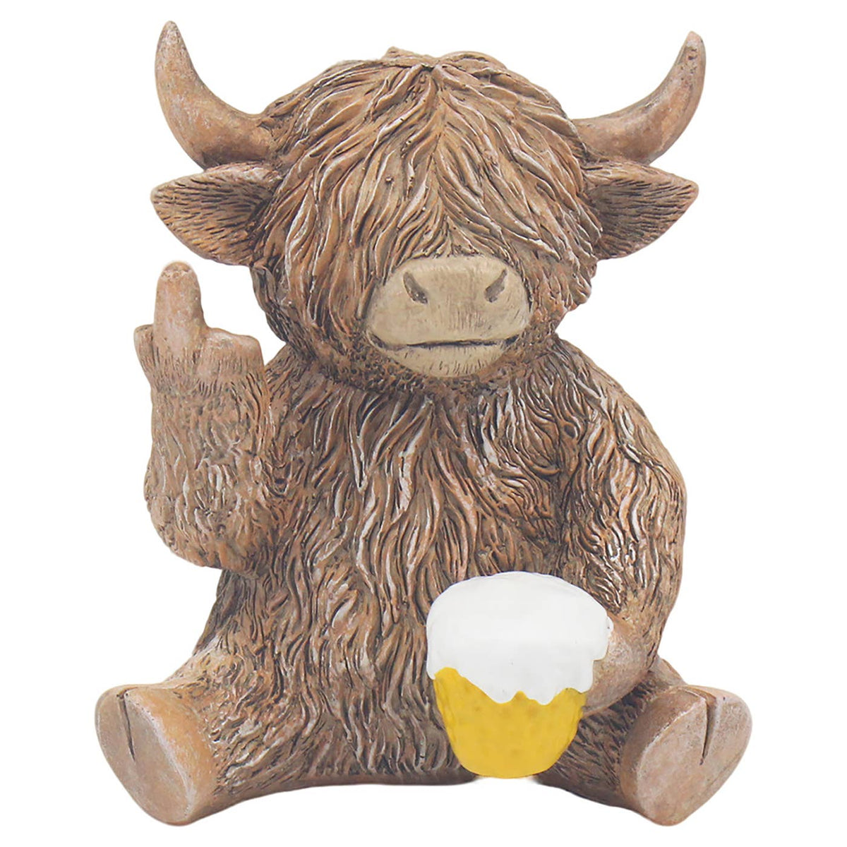 Grappig polyresin beeldje van zittende bruine Schotse hooglander met bierpul vol schuim en opgestoken middelvinger, 8,5 x 7,8 x 10,8 cm