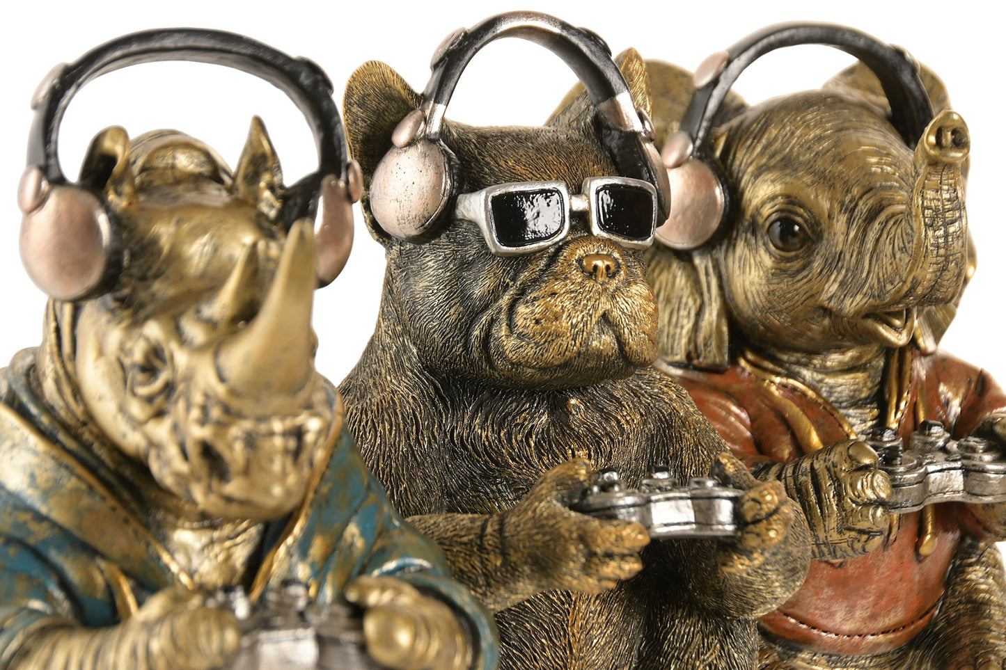 Gaming dierenbeeld van resin met koptelefoon en gamecontroller, verkrijgbaar als hond, neushoorn of olifant met een luxe antiek bronzen afwerking.