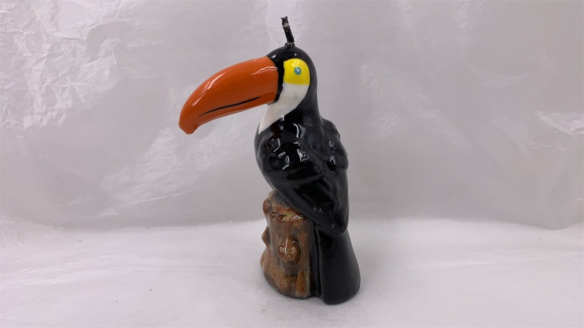 Toekan kaars van wax met oranje snavel – tropische figuurkaars van 14 cm hoog in zwart, wit en geel