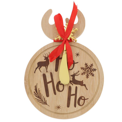 Ronde houten kerst kaasplank Ho Ho Ho met rendieren, sneeuwvlokken, decoratief gewei en goudkleurig RVS kaasmes met rode strik, 14 x 20 cm