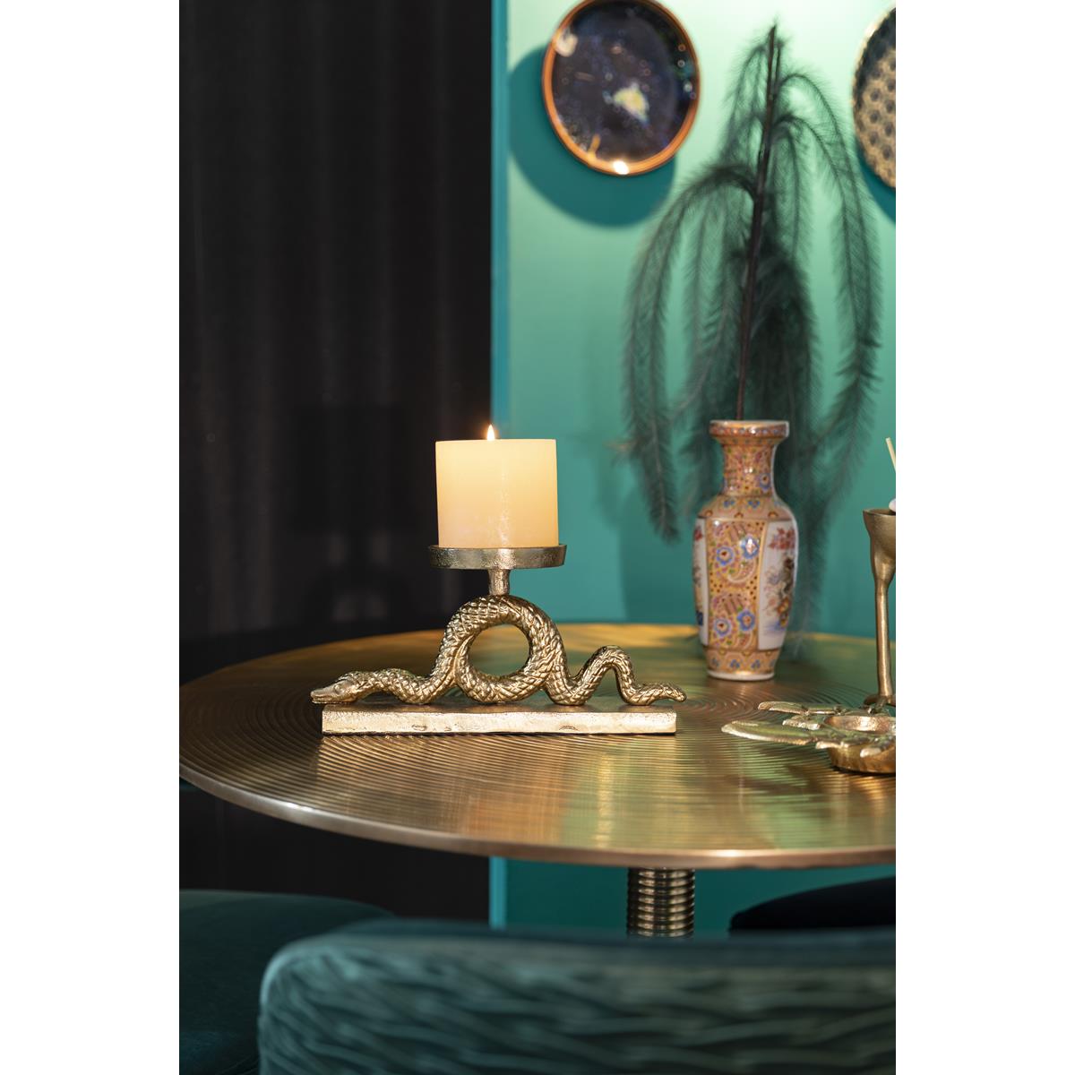 Gouden slangen kandelaar met python design van Bold Monkey, geschikt voor stompkaars