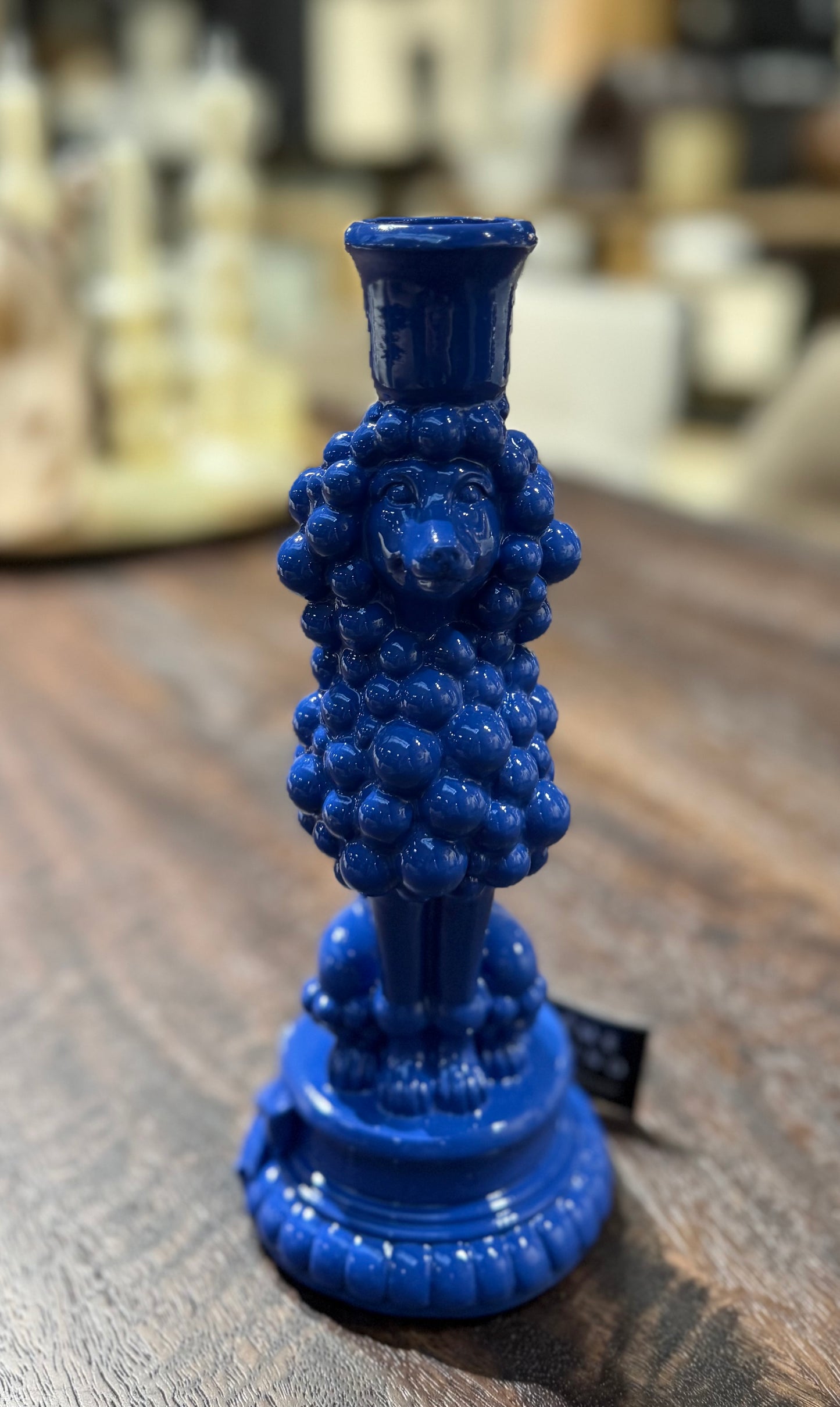 Koningsblauwe poedel kandelaar – moderne dieren decoratie – 25,2 cm hoog