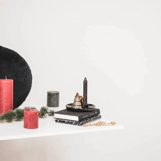 Kandelaar schaaltje met kerstboom en huisje – Housevitamin – zwart &amp; goud – keramiek – 11 cm hoog