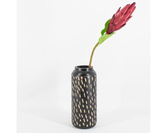 Roze tropische kunsttak van 83 cm met exotische protea bloem in zwarte vaas.