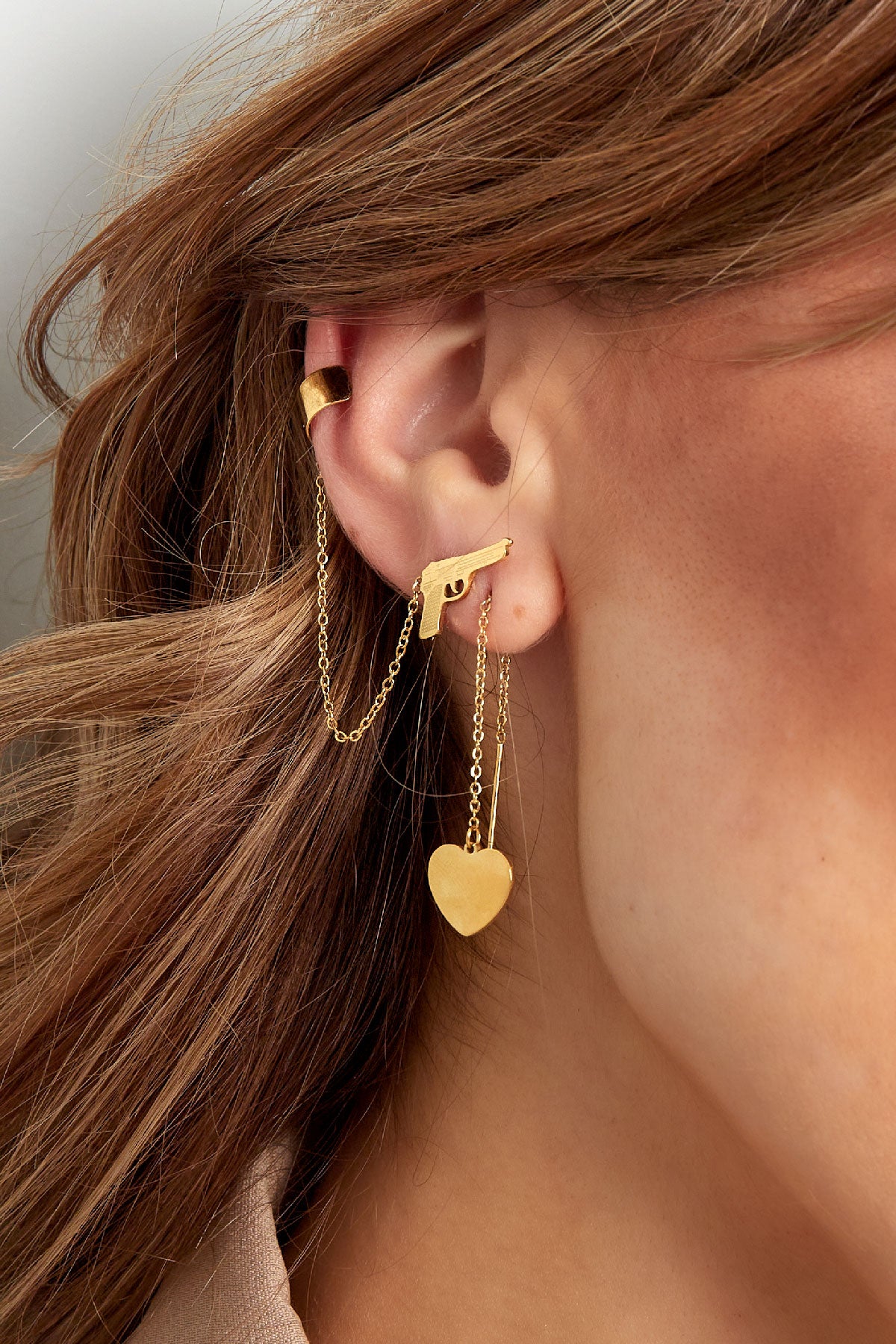Gouden Ear Cuff Pistool Design – Stainless Steel