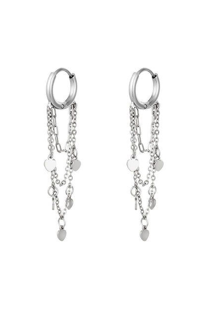 Zilveren oorbellen met hangende hartjes – stainless steel romantische oorbellen – Krokomingo