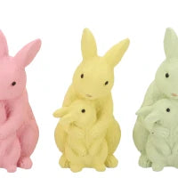 Konijnenbeeld in Pastel – Moeder met Jong in Keramiek