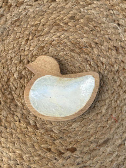 Handgemaakt Houten Capiz Schaaltje Kacangan – Diverse Figuren – 11 cm