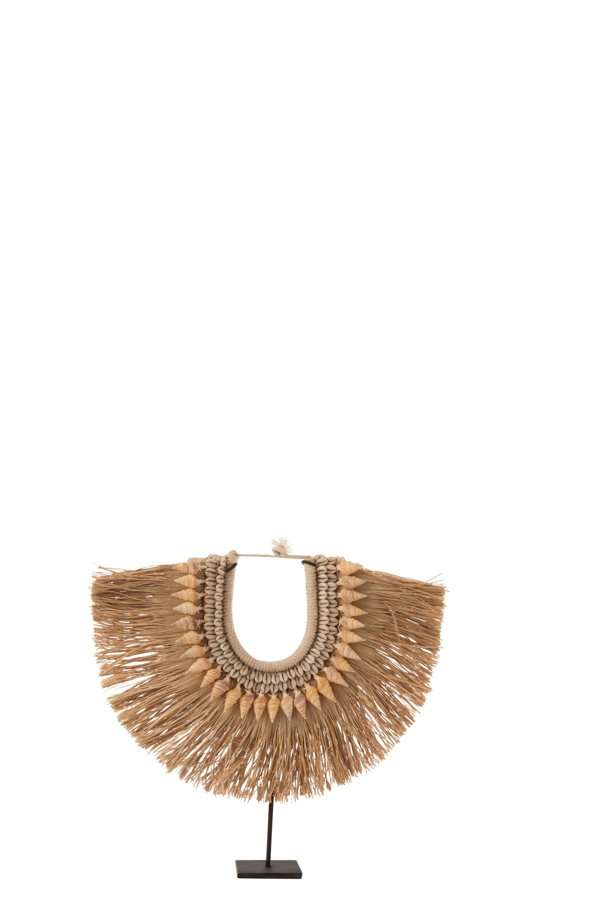 Boho ketting op standaard – 36 cm hoog – schelpen & raffia – naturel etnische woondecoratie – J-line
