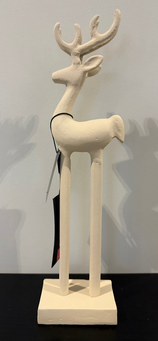 Zandkleurig rendier beeld van Colmore op hoge poten – aluminium sculptuur 33 cm