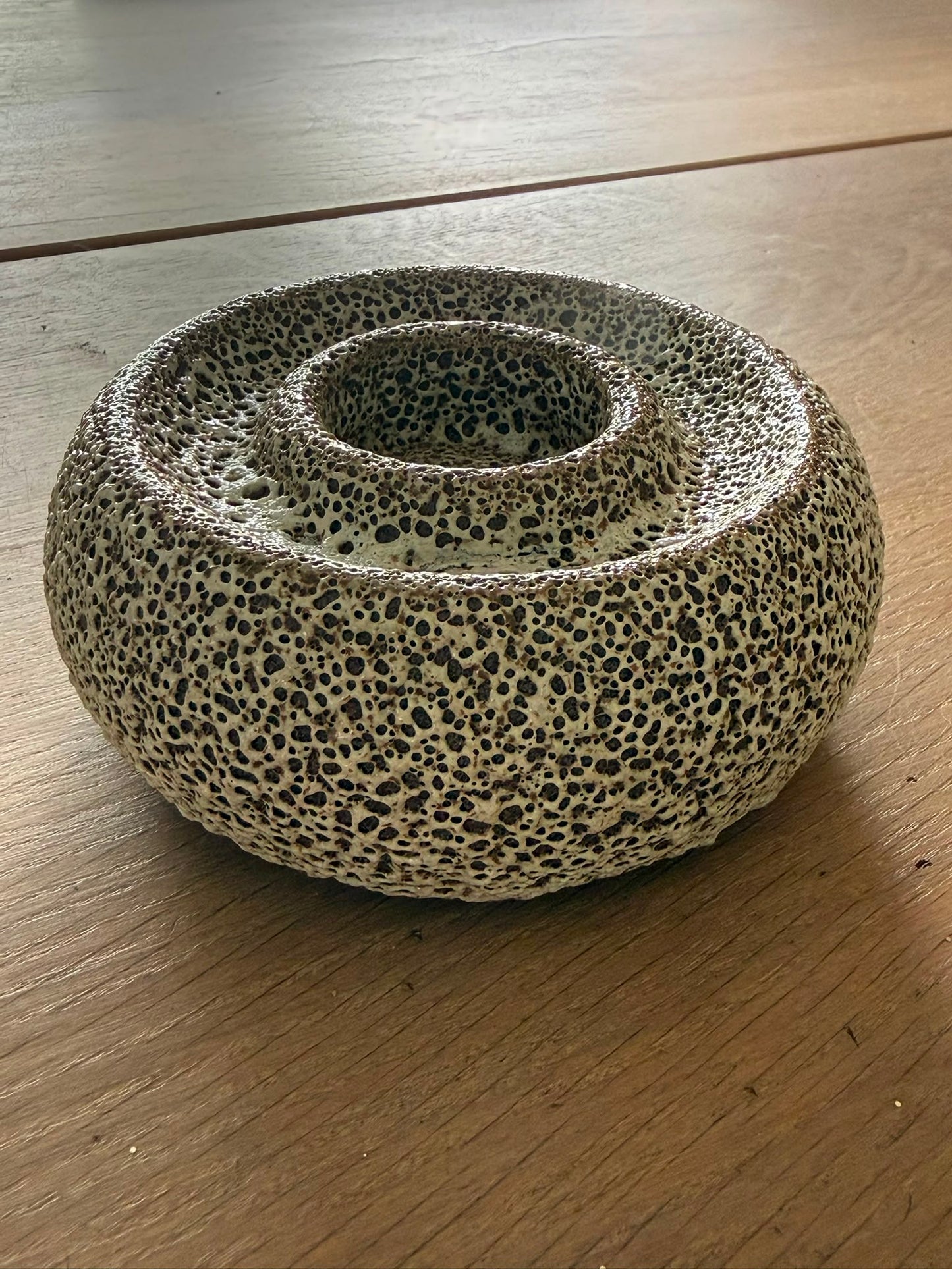 Light & Living Othoni theelichthouder van fijn keramiek met gespikkelde structuur Ø 12,5 cm