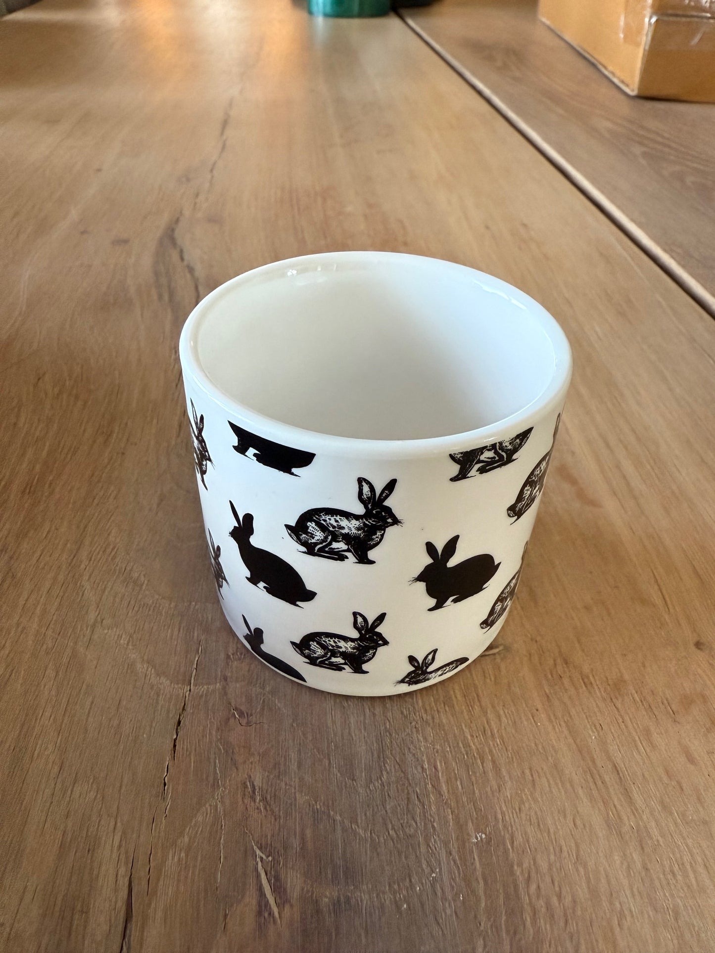 Keramiek Theelichthouder Konijntjes – Zwart Wit Paasdecoratie