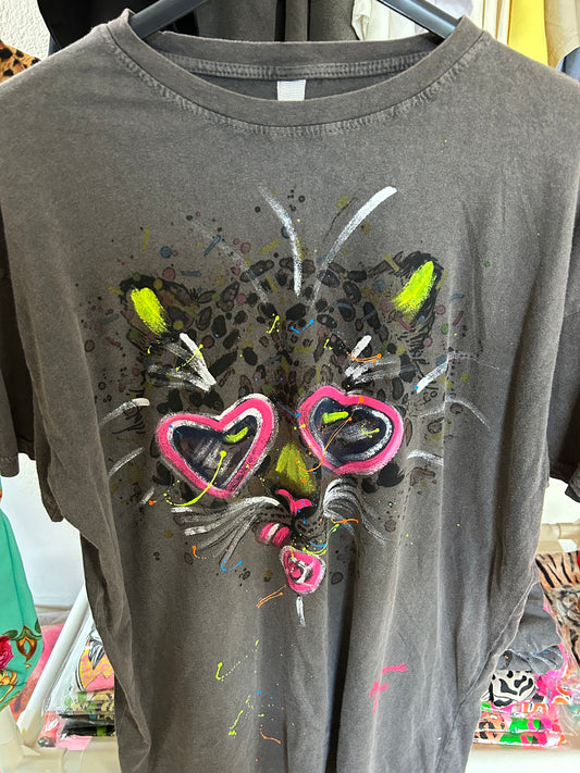 Grijs T-shirt met artistieke tijgerkop en neon kleuren – handmade