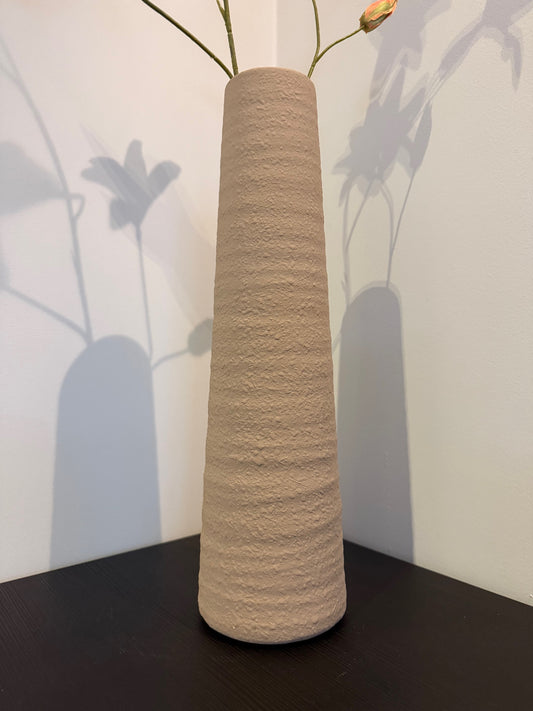 beige aardewerk vaas 40cm hoge structuur vaas interieur