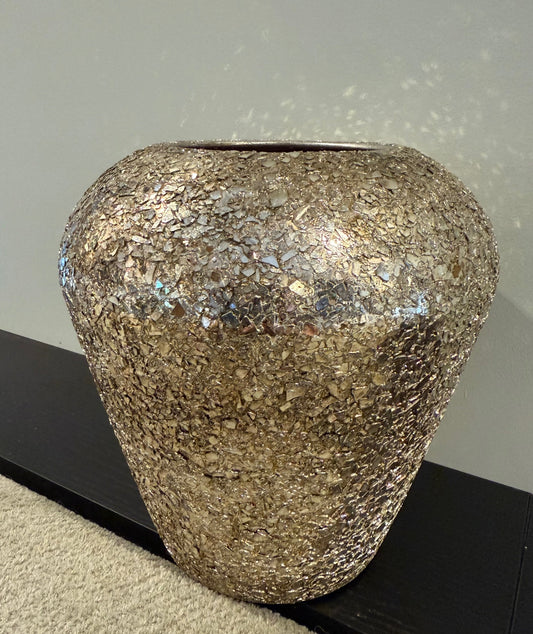 Champagne gouden mozaïek vaas van Colmore – glanzende luxe woondecoratie 21 cm hoog