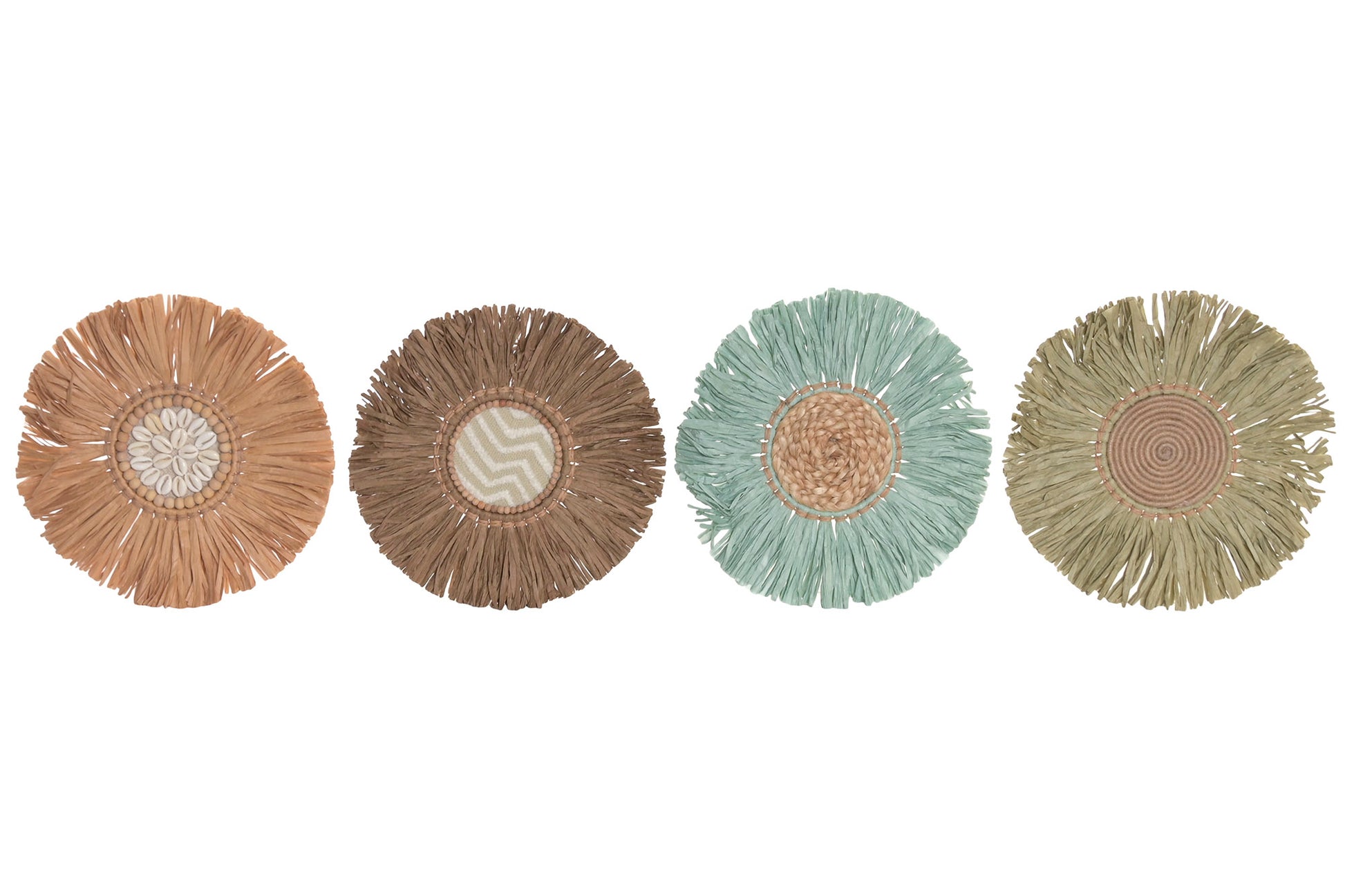 Ronde raffia en jute wanddecoratie in naturel tinten voor een Bali Beach House interieur