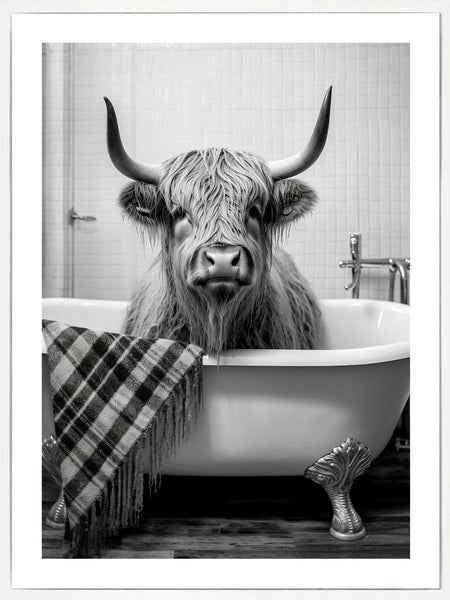 Zwart-wit wanddecoratie Highlander in bad kunstwerk 45x60 cm