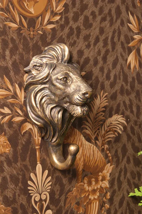 Gouden wandhaak in de vorm van een leeuwenkop – Dutch Style dierenhaak voor jassen of sleutels, 17 cm