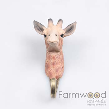 Farmwood Animals Hook'd! kapstokhaak giraf met karakteristieke giraffenkop, gevlekte vacht en gebogen ophanghaak