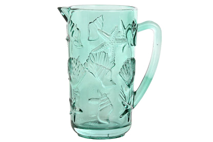 Glazen waterkan van 1,15 liter in turquoise met reliëf van zeesterren en schelpen en een elegante handgreep.