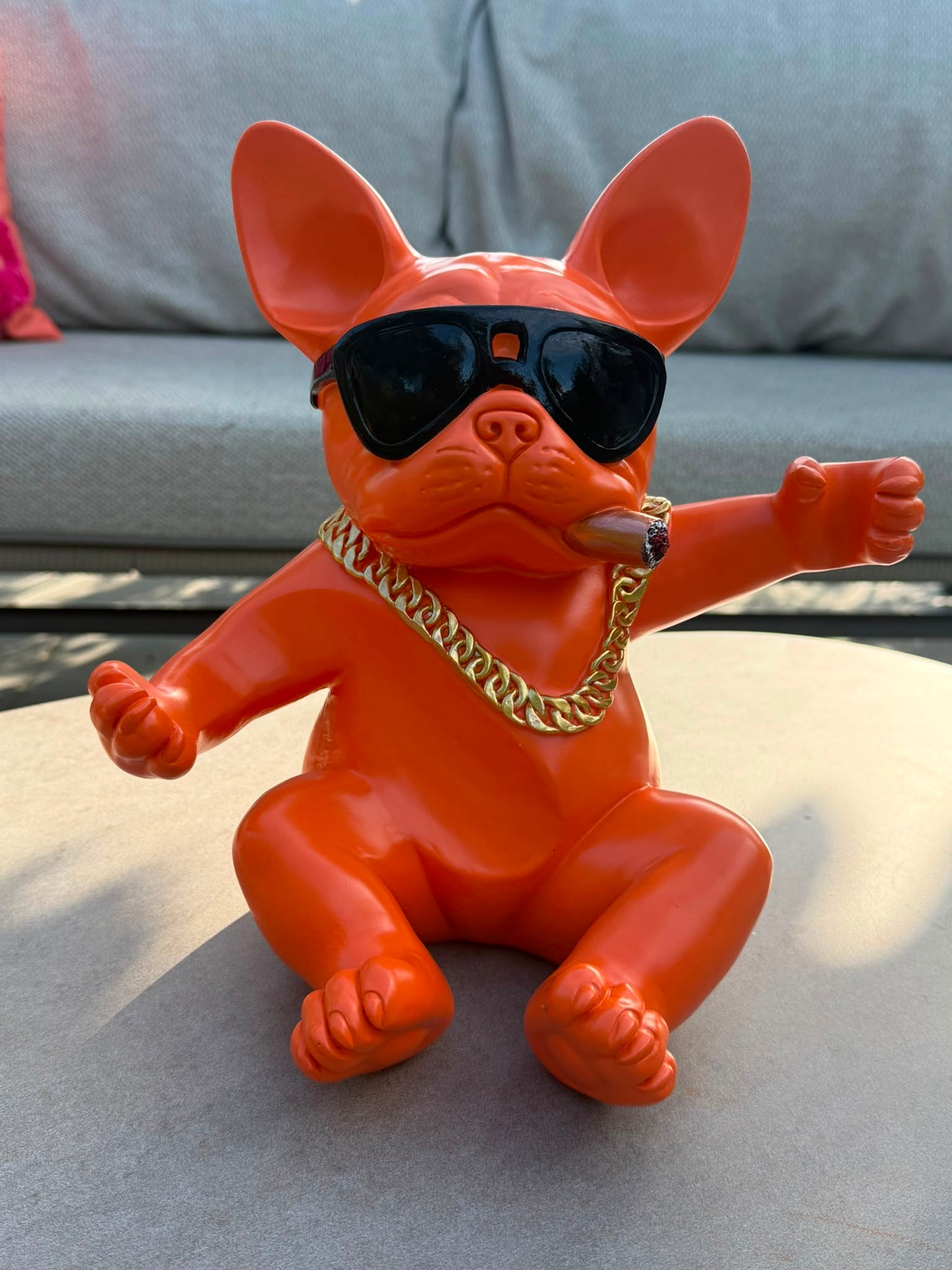 Gangster Bulldog Wijnfleshouder Oranje – Polyresin – 25 cm